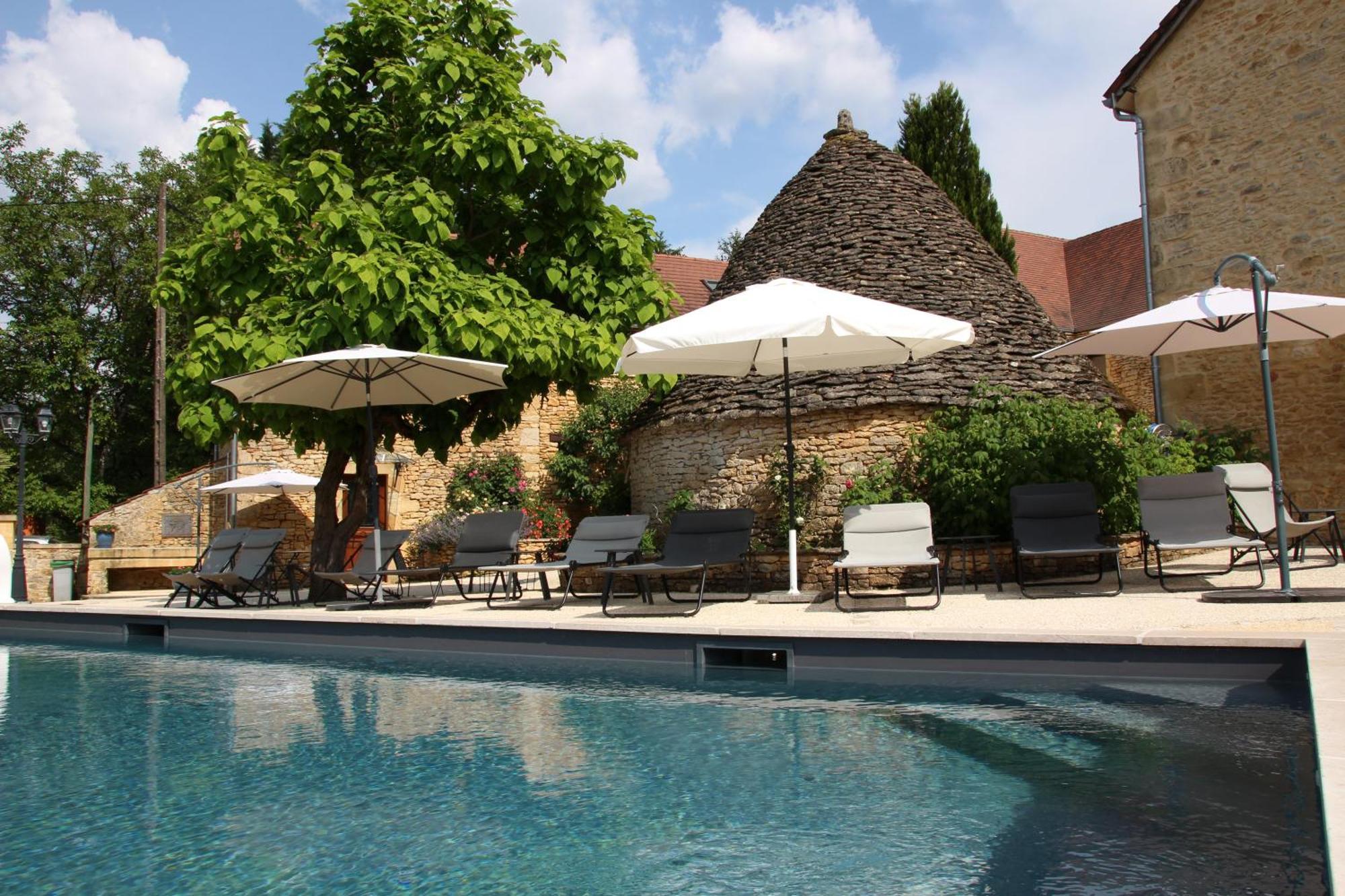 Aux Bories De Marquay, Chambres D'Hotes B&B Avec Piscine Et Spa Pres De Sarlat 외부 사진
