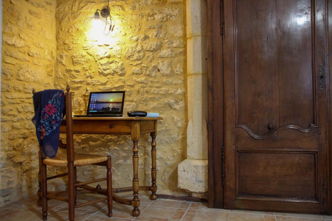 Aux Bories De Marquay, Chambres D'Hotes B&B Avec Piscine Et Spa Pres De Sarlat 외부 사진